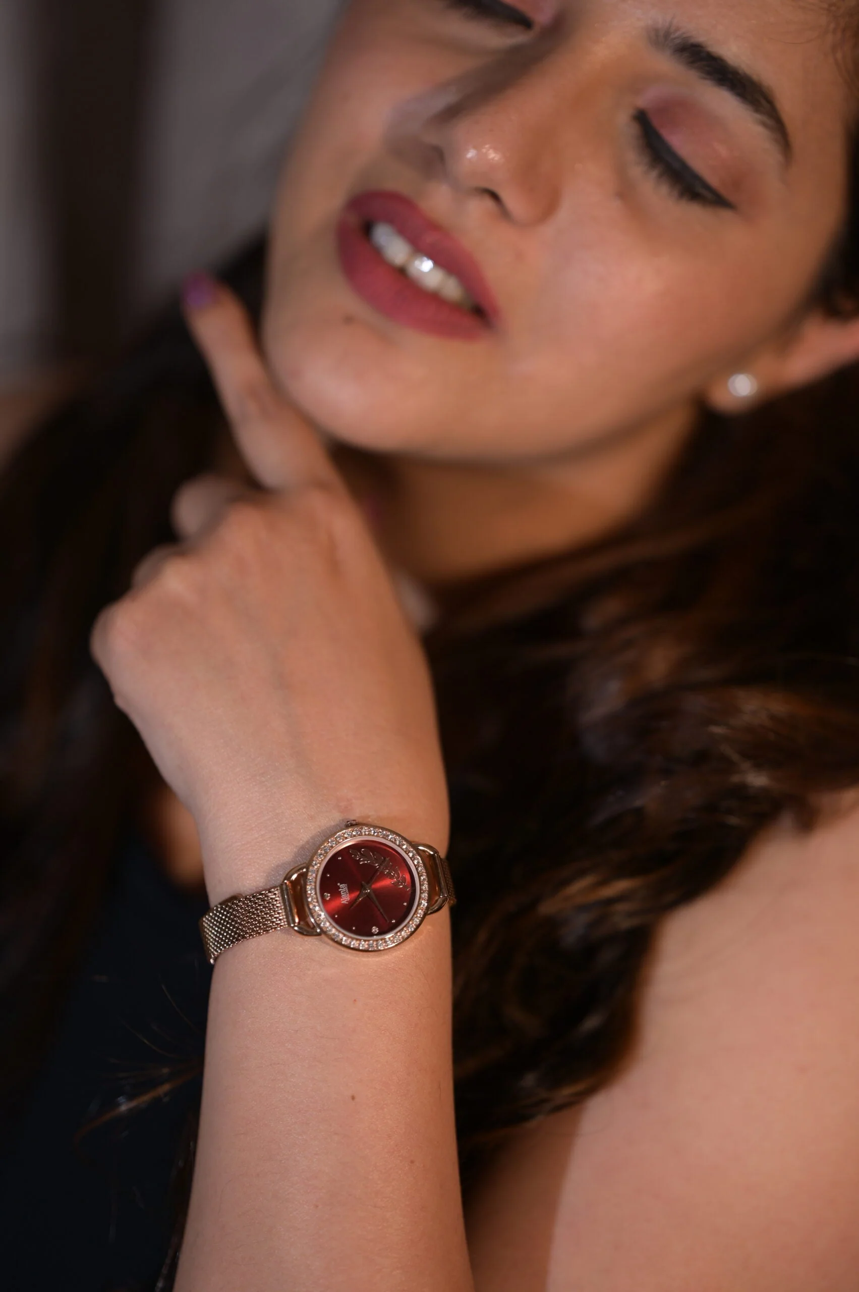 Diavella Maroon Dial Rose Gold-Tone Mesh Bracelet - Image 2